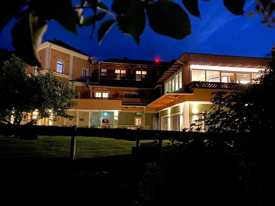 Landhotel Timmerer Moderbrugg Экстерьер фото
